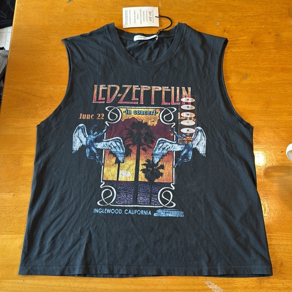 Day Dreamer Rock n Roll series shirt. LED-Zeppelin. Size medium. New w/ tag - Picture 4 of 13